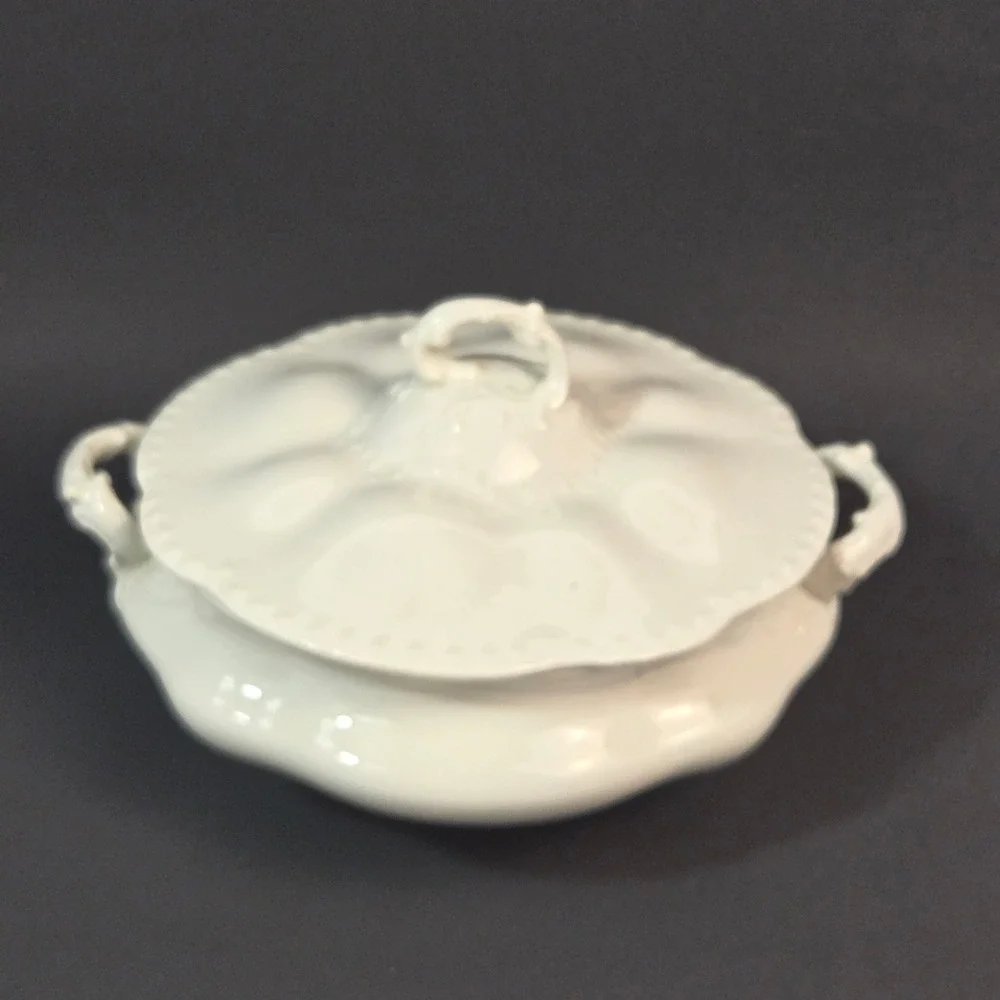 Antique Johnson Bros England White Ironstone Soup Tureen Covered Serving Dish
